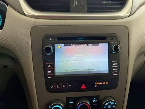 Used 2016 Chevrolet Traverse LS FWD image 46