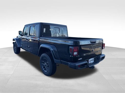 New 2024 Jeep Gladiator Sport image 8