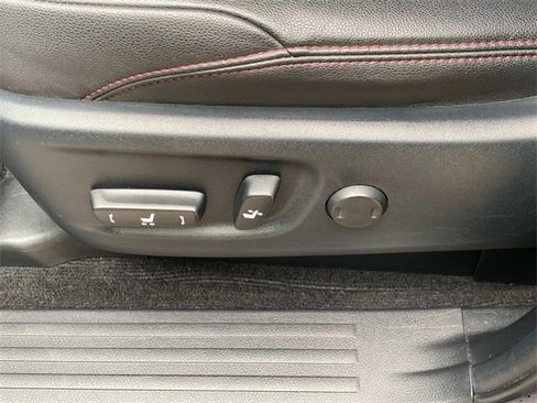 Used 2023 Toyota 4Runner TRD Off-Road Premium image 14