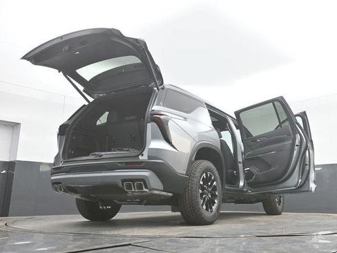 New 2026 Chevrolet Traverse Z71 w/ Enhanced Driving Package AWD/4WD image 55