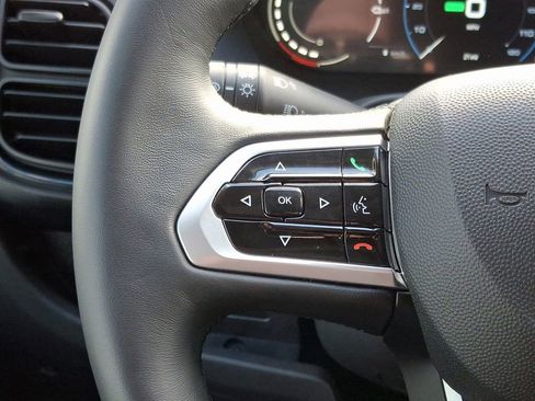 New 2024 RAM ProMaster 3500 w/ Delivery Van Package image 17