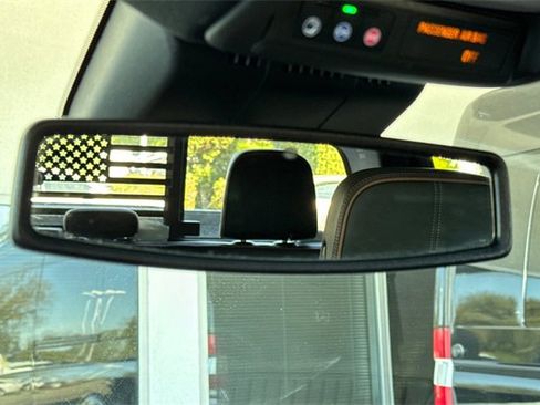 Used 2024 GMC Canyon AT4 w/ AT4 Premium Package image 25