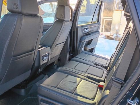 Used 2022 Chevrolet Tahoe Z71 image 14