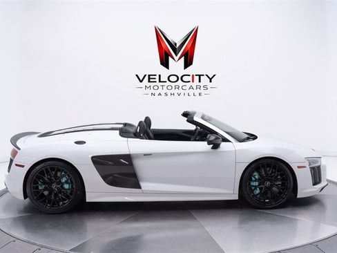 Used 2017 Audi R8 V10 AWD/4WD image 13