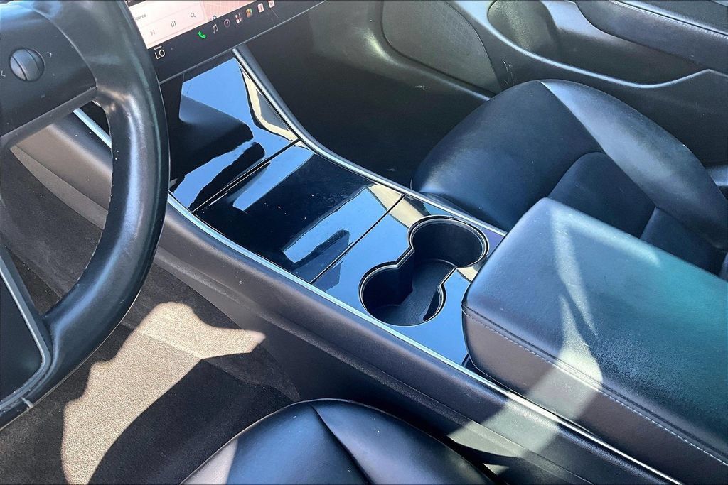 Used 2018 Tesla Model 3 Performance AWD/4WD image 14