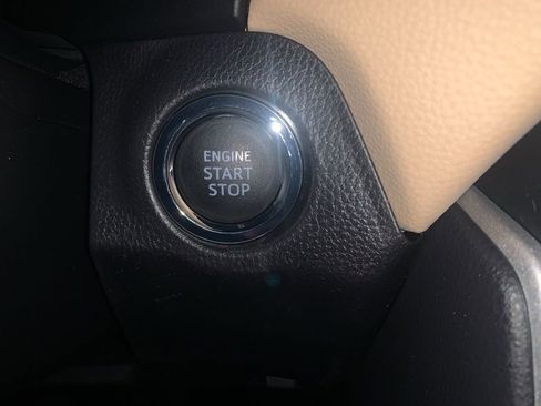 New 2025 Toyota RAV4 Limited image 22