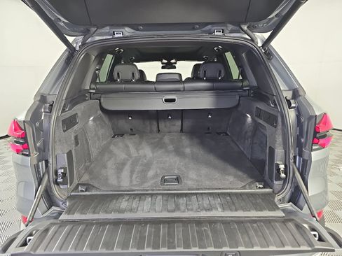 Used 2026 BMW X5 sDrive40i RWD image 12