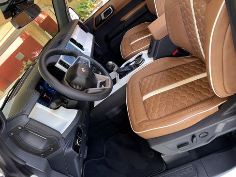 Used 2026 Ford Bronco Outer Banks AWD/4WD image 15