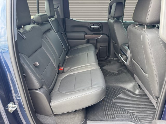 Used 2022 GMC Sierra 1500 SLT w/ SLT Premium Package AWD/4WD image 17