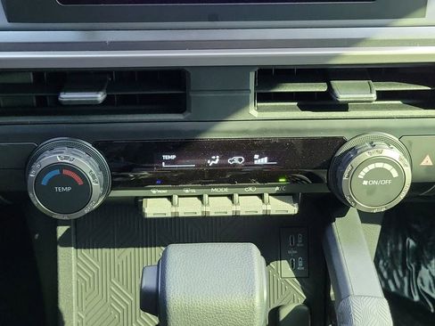 Used 2025 Toyota 4Runner SR5 image 33