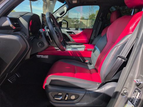 Used 2024 Lexus LX 600 F Sport image 14