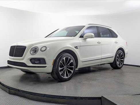 Used 2019 Bentley Bentayga AWD/4WD image 2