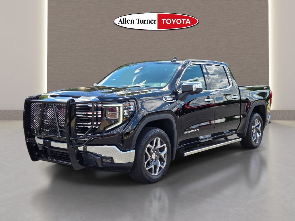 Used 2024 GMC Sierra 1500 SLT AWD/4WD image 3