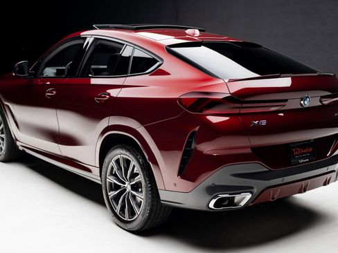 Used 2025 BMW X6 xDrive40i w/ Premium Package image 22