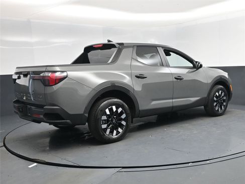 New 2026 Hyundai Santa Cruz SE image 4