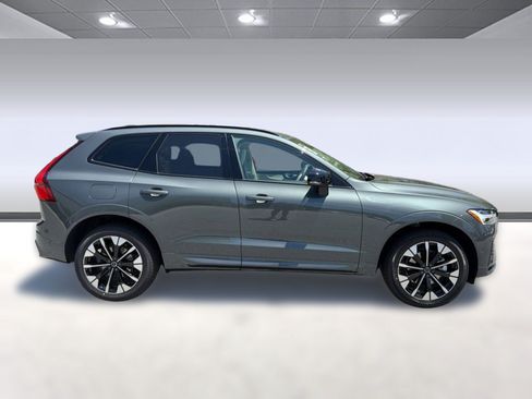 New 2026 Volvo XC60 B5 Ultra w/ Climate Package AWD/4WD image 7