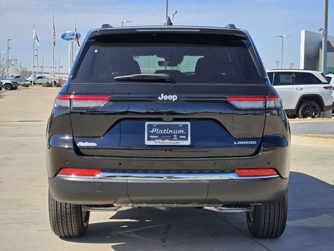 New 2026 Jeep Grand Cherokee Laredo image 7