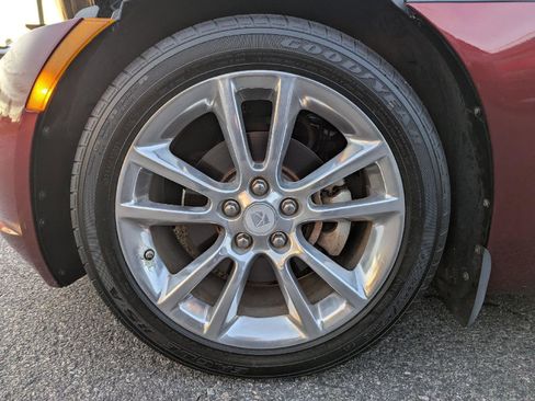 Used 2009 Saturn Sky Ruby Red image 30