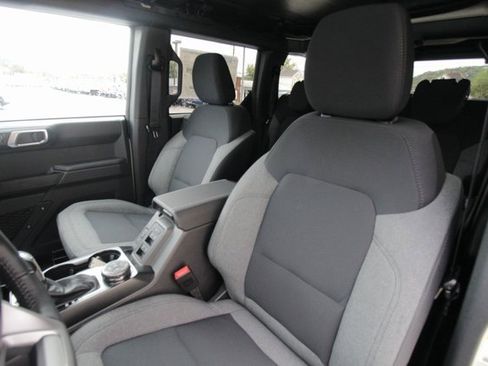 New 2025 Ford Bronco Big Bend image 5