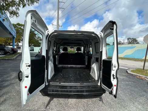 Used 2017 RAM ProMaster City Tradesman w/ Rear Back-up Camera Group image 28