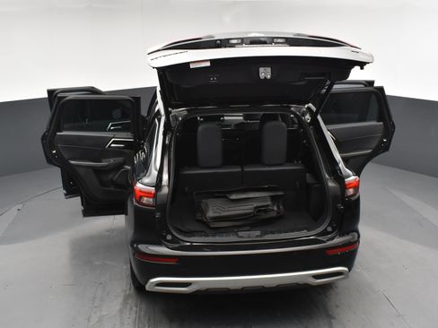 Used 2023 Mitsubishi Outlander SE image 27