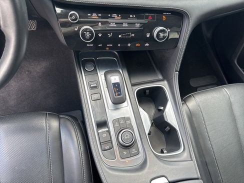 Used 2023 INFINITI QX60 Luxe image 15