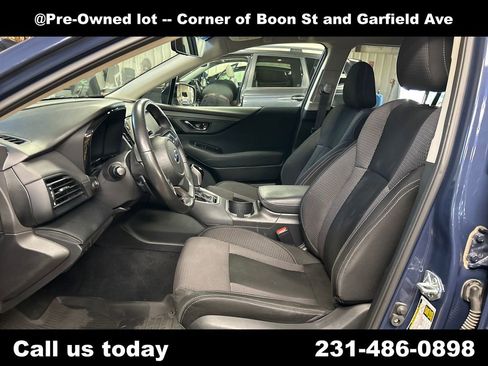 Used 2024 Subaru Outback Premium AWD/4WD image 14