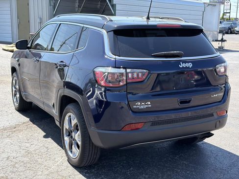 Used 2018 Jeep Compass Limited w/ Navigation Group AWD/4WD image 3