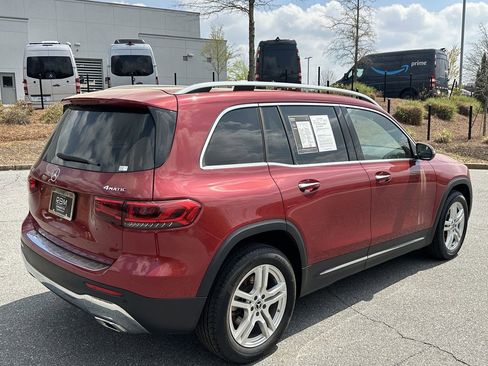 Certified 2022 Mercedes-Benz GLB 250 4MATIC image 8