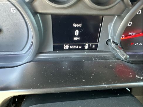 Used 2020 Chevrolet Silverado 1500 Custom Trail Boss w/ Custom Convenience Package image 10