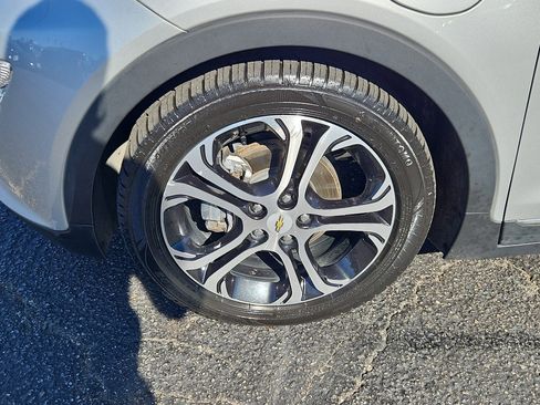 Used 2021 Chevrolet Bolt Premier image 26