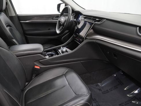 Used 2022 Jeep Grand Cherokee L Limited image 51