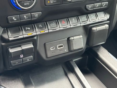 Used 2021 Chevrolet Silverado 1500 LTZ w/ LTZ Convenience Package II image 23