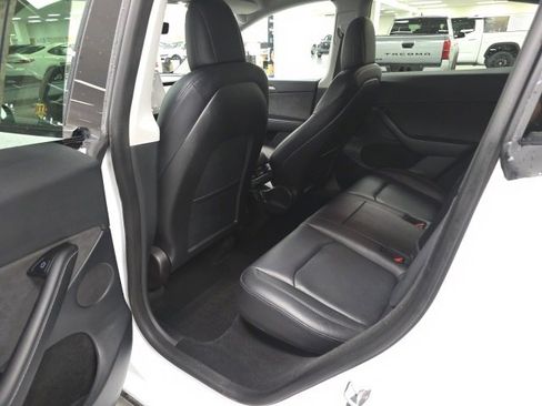 Used 2023 Tesla Model Y Long Range image 11