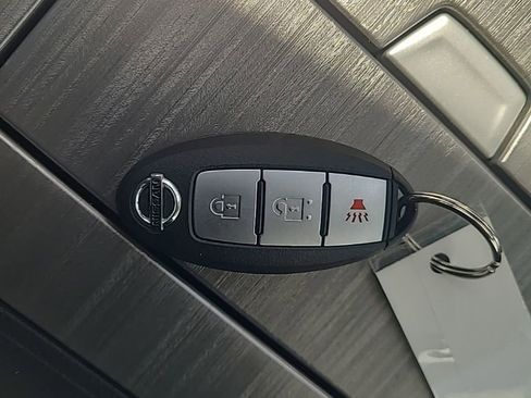 Used 2017 Nissan Murano S AWD/4WD image 26
