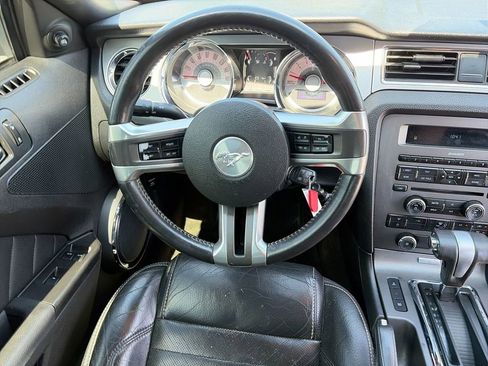 Used 2012 Ford Mustang Premium RWD image 10