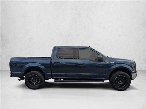 Used 2020 Ford F150 XLT image 4