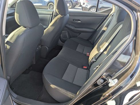 Used 2023 Nissan Sentra SV FWD image 13