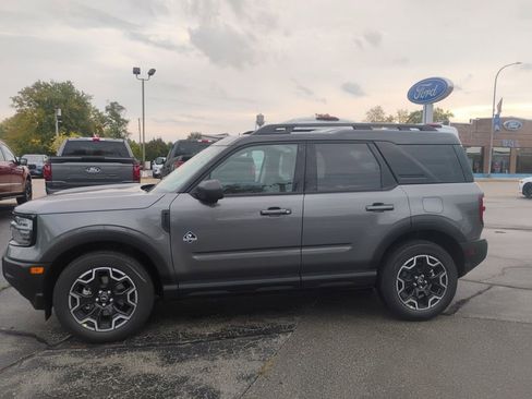 New 2025 Ford Bronco Sport Outer Banks w/ Outer Banks Tech Package+ AWD/4WD image 2