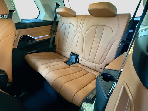 Certified 2022 BMW X7 xDrive40i w/ Premium Package image 29