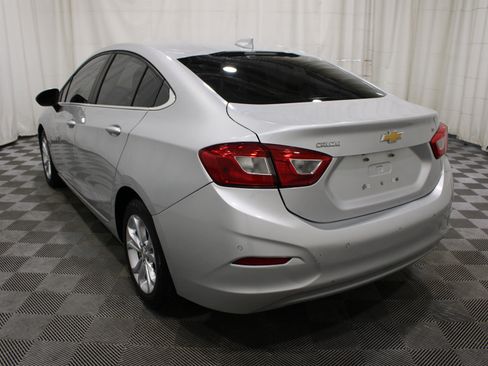 Used 2019 Chevrolet Cruze LT w/ Convenience Package FWD image 32