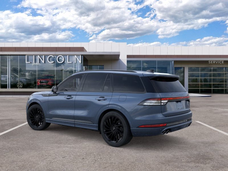 New 2026 Lincoln Aviator Reserve w/ Jet Appearance Package AWD/4WD image 4