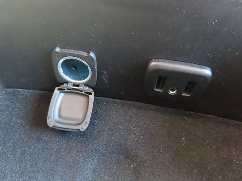 Used 2017 Chevrolet Silverado 1500 LT w/ All Star Edition image 9