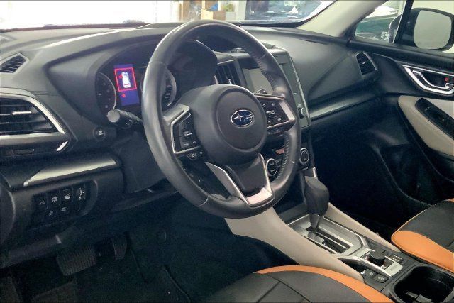 Used 2021 Subaru Forester Premium AWD/4WD image 7