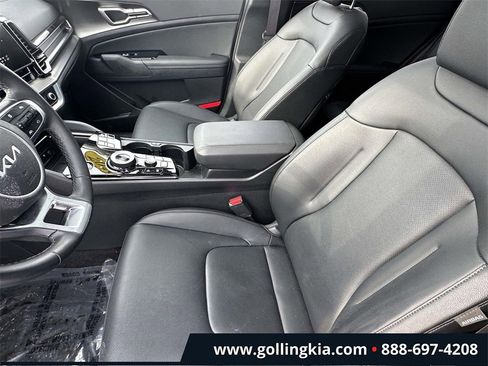 Certified 2025 Kia Sportage EX w/ EX Premium Package image 16