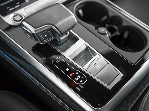 Certified 2025 Audi Q7 2.0T Premium Plus w/ Premium Plus Package AWD/4WD image 20