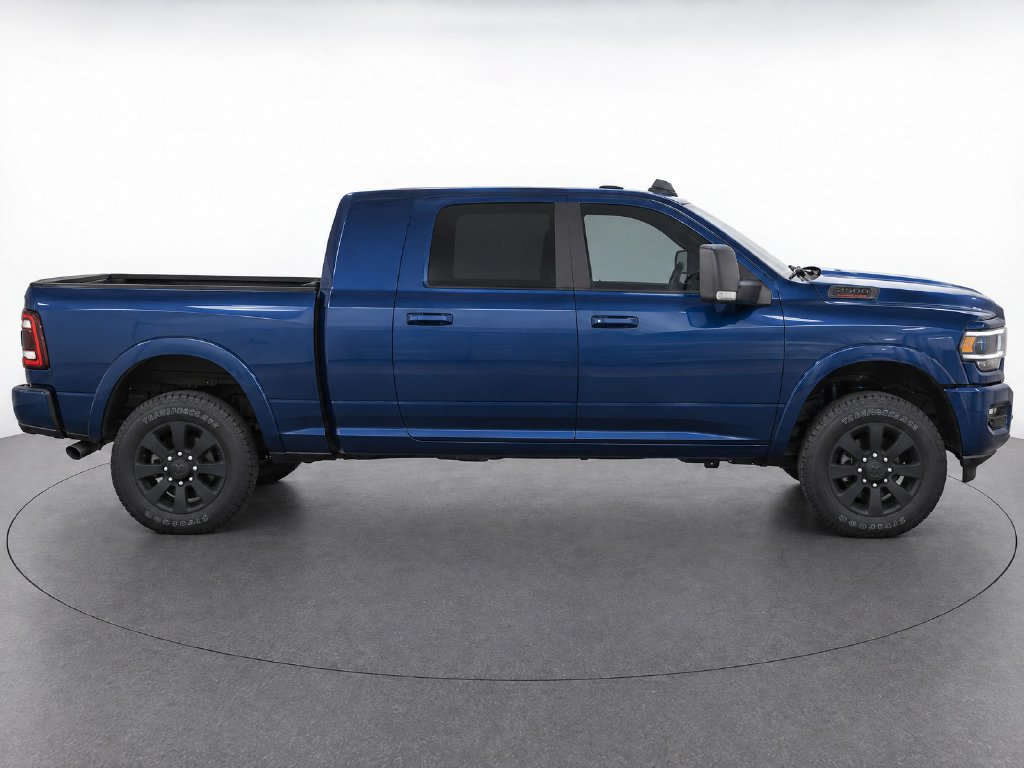 Used 2021 RAM 2500 Laramie w/ Night Edition AWD/4WD image 8