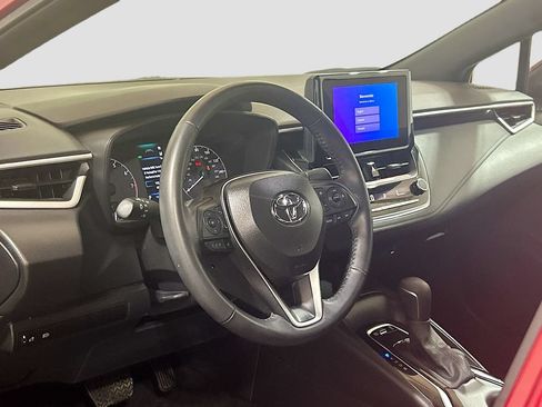 Used 2025 Toyota Corolla SE FWD image 7