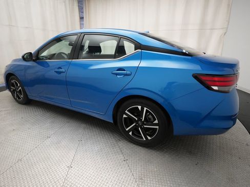 Used 2025 Nissan Sentra SV FWD image 32