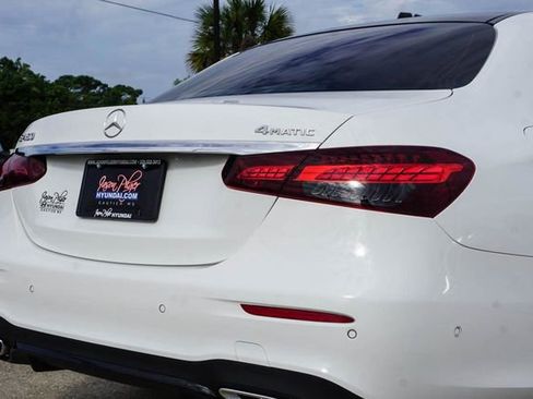 Used 2023 Mercedes-Benz E 450 4MATIC Sedan image 5